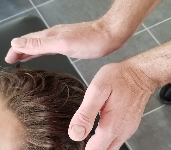 Séance de magnétisme pour migraines et stress